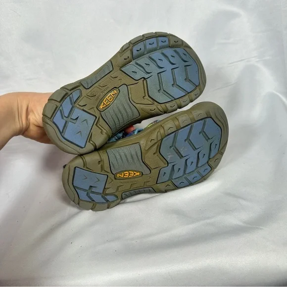 Keen Newport H2 Youth Sandals Rainbow Webbing Water Hiking Outdoor 12 Washable - Picture 10 of 12
